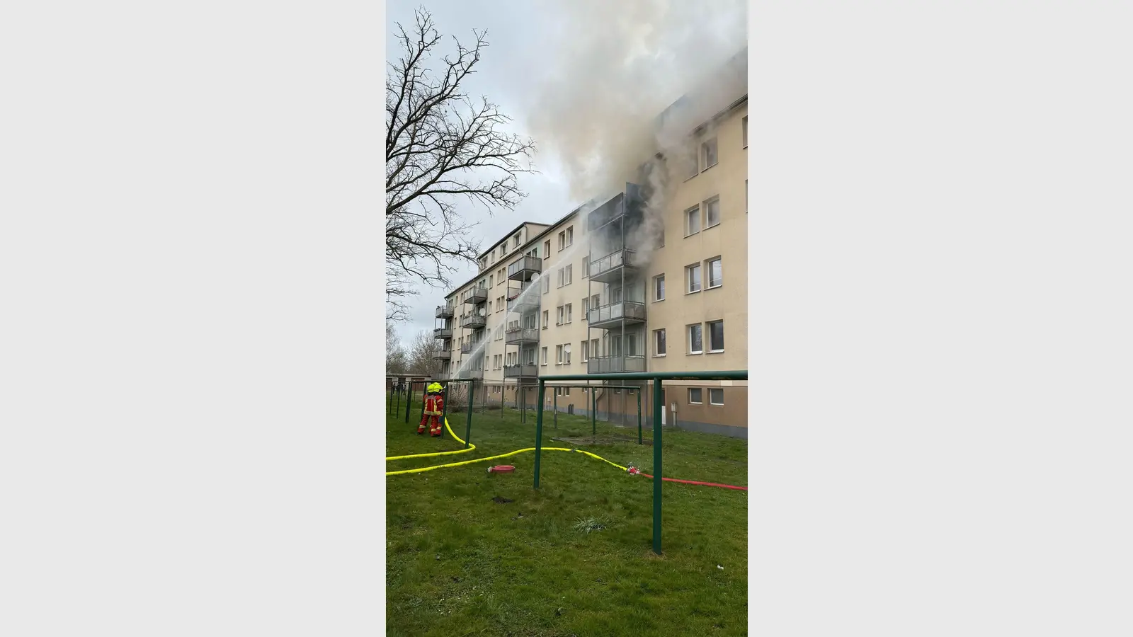 Die Freiwillige Feuerwehr Eilenburg löschte den Brand. (Foto: privat)