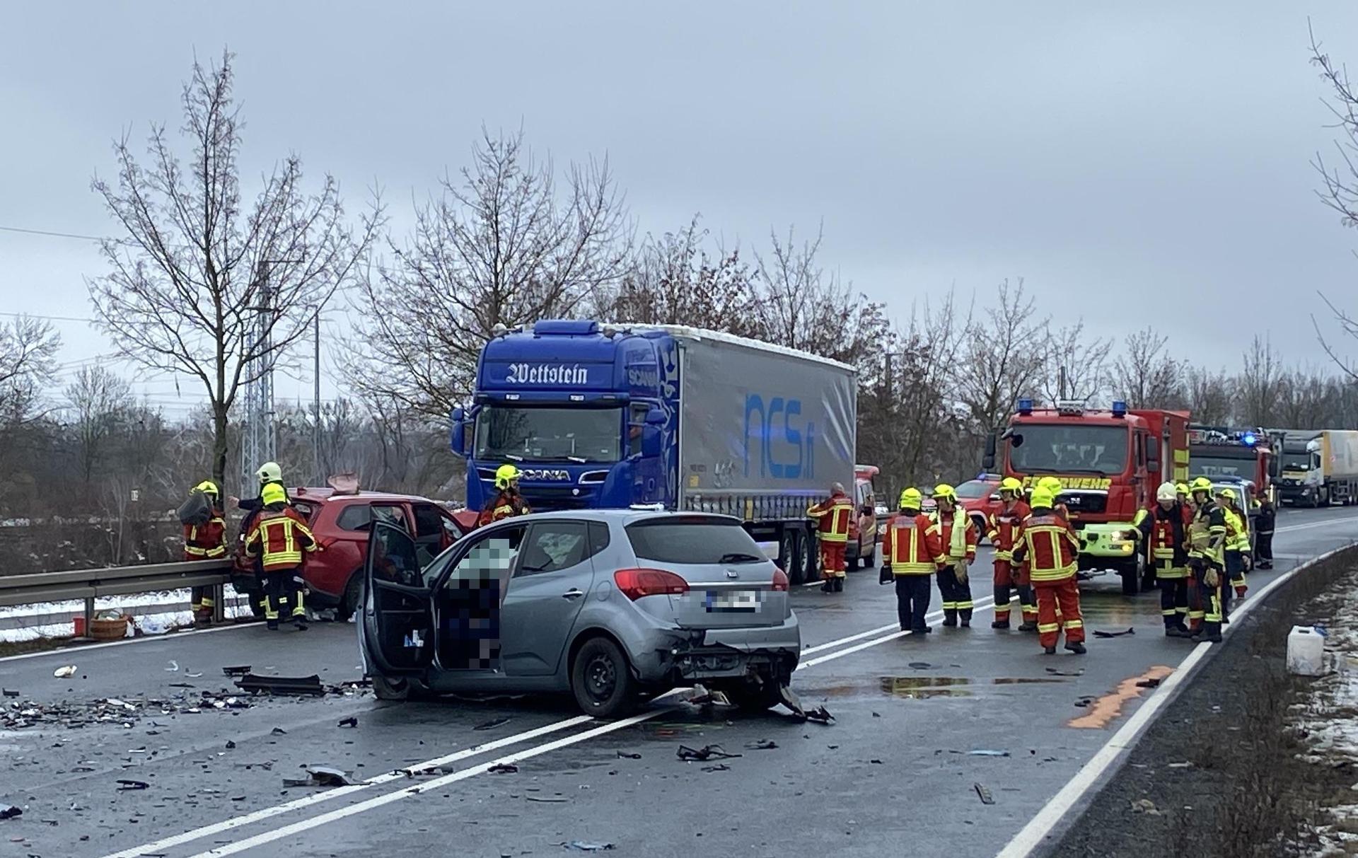 Schwerer Verkehrsunfall am 9. März 2023 auf der B87 bei Eilenburg (Foto: Nordsachsen24)