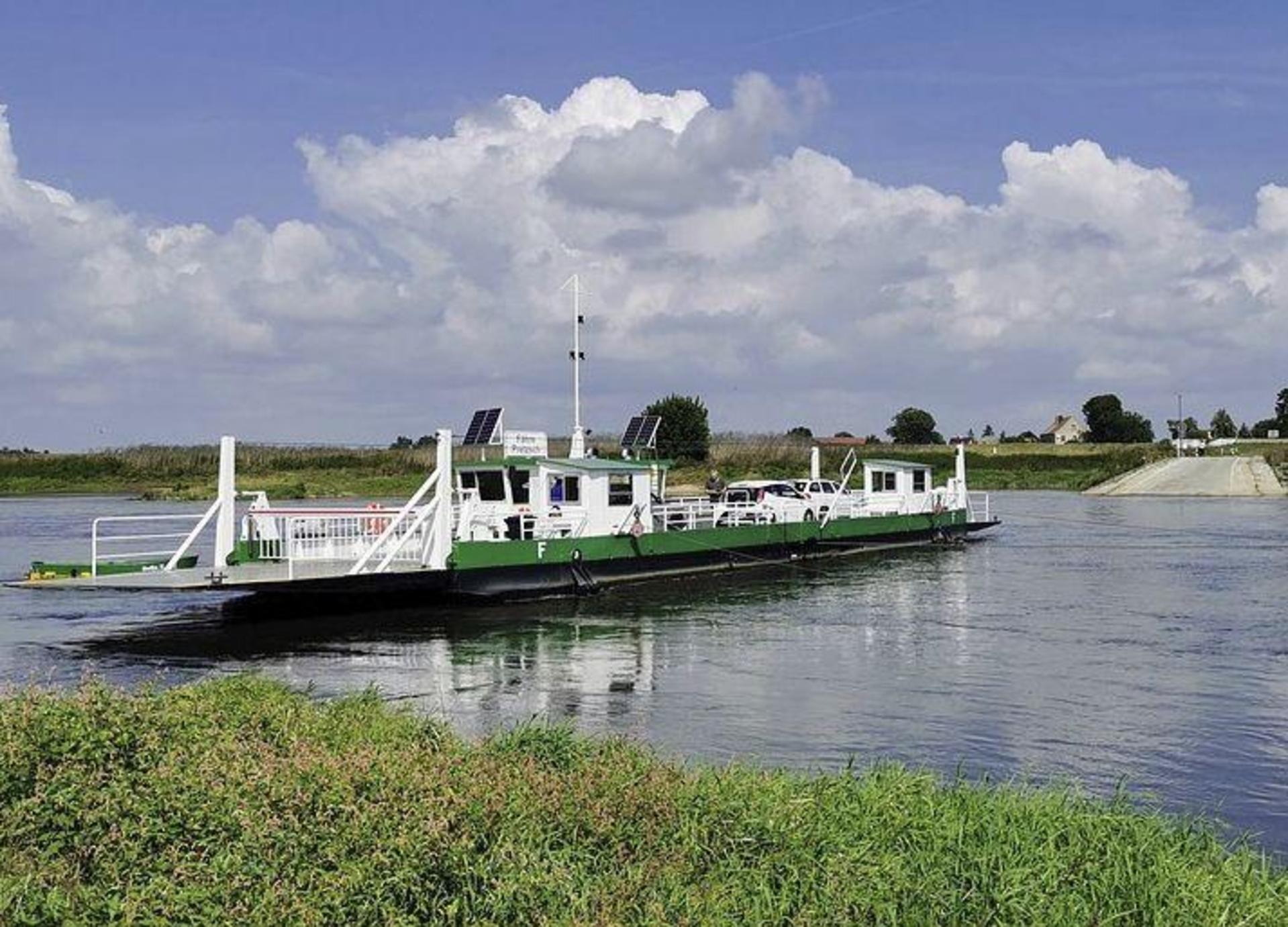 Frau ertrinkt im Pkw in der Elbe (Foto: nordsachsen24.de)