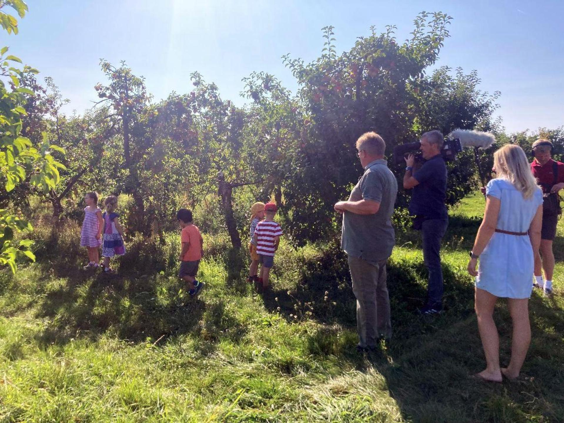 Der MDR drehte in Sornzig (Foto: MDR/ Norbert Roßbach)