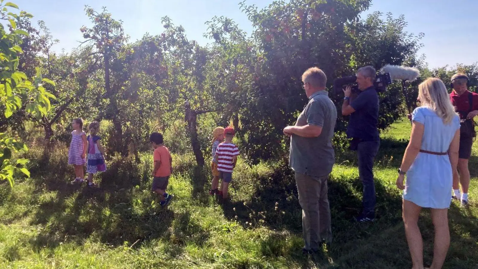 Der MDR drehte in Sornzig (Foto: MDR/ Norbert Roßbach)