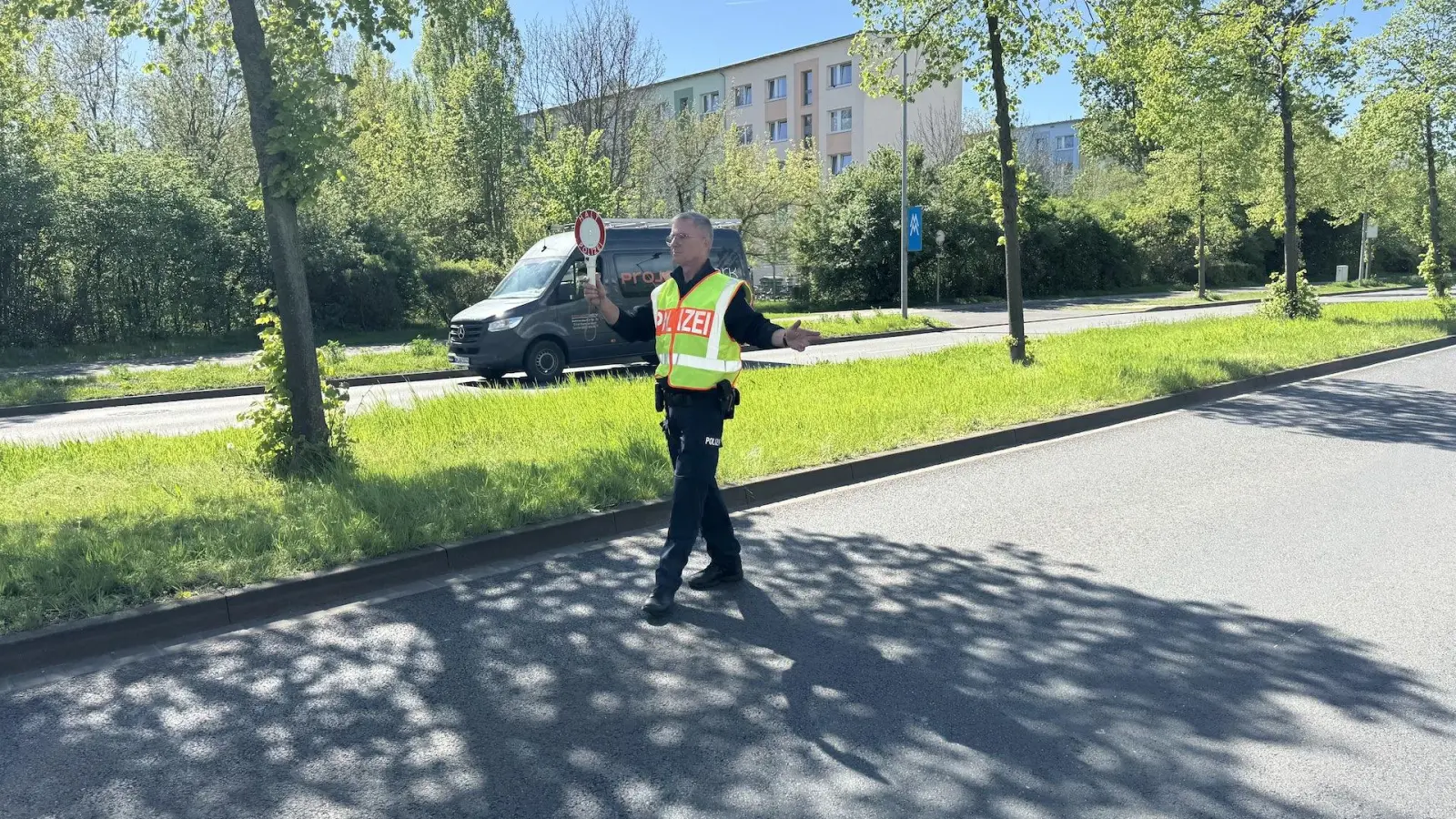 Drogenkontrolle auf der Torgauer Straße (Foto: Daniel Große)