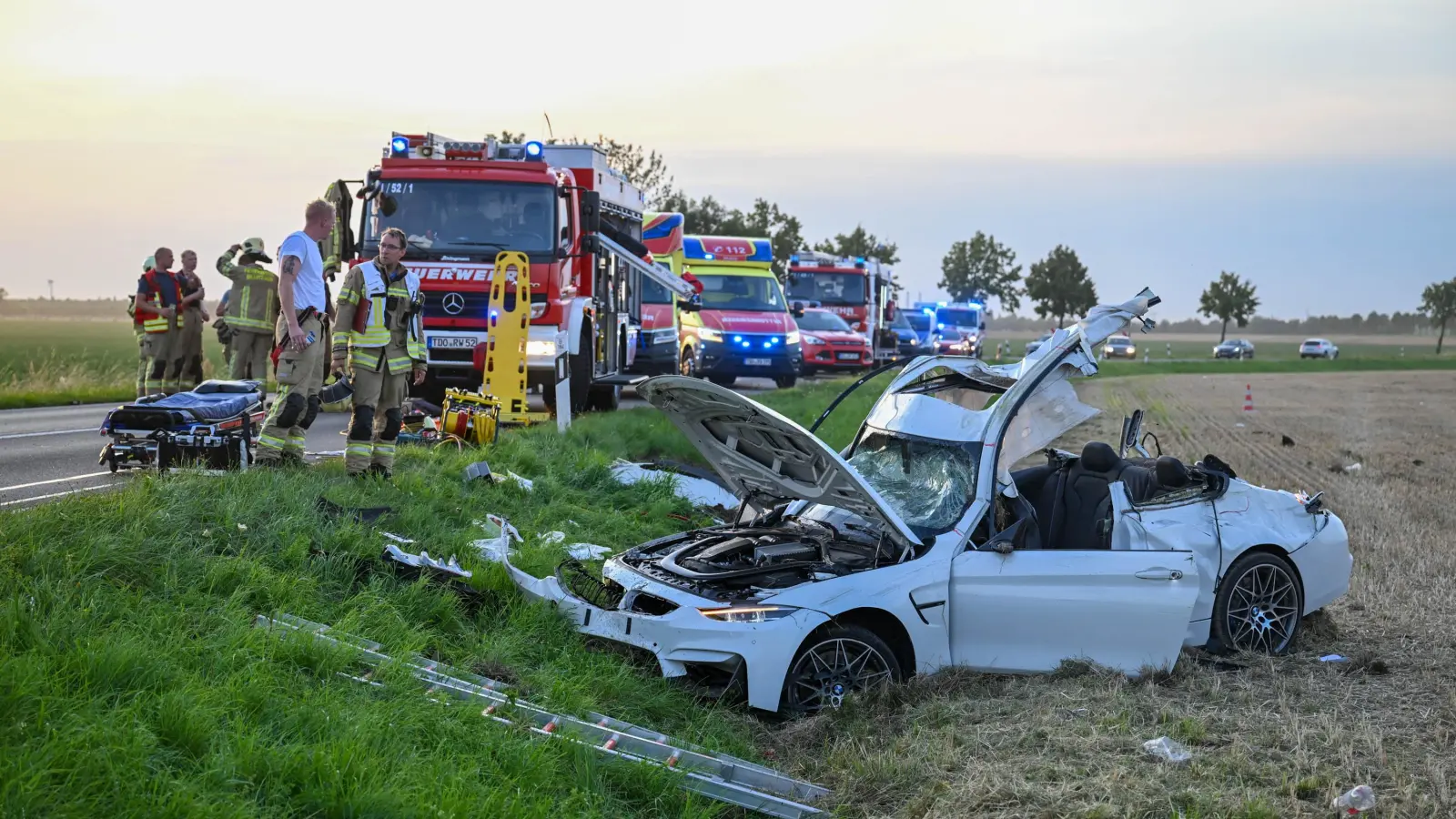 Vier Personen wurden bei dem Unfall schwer verletzt. (Foto: EHL Media/Erik-Holm Langhof)