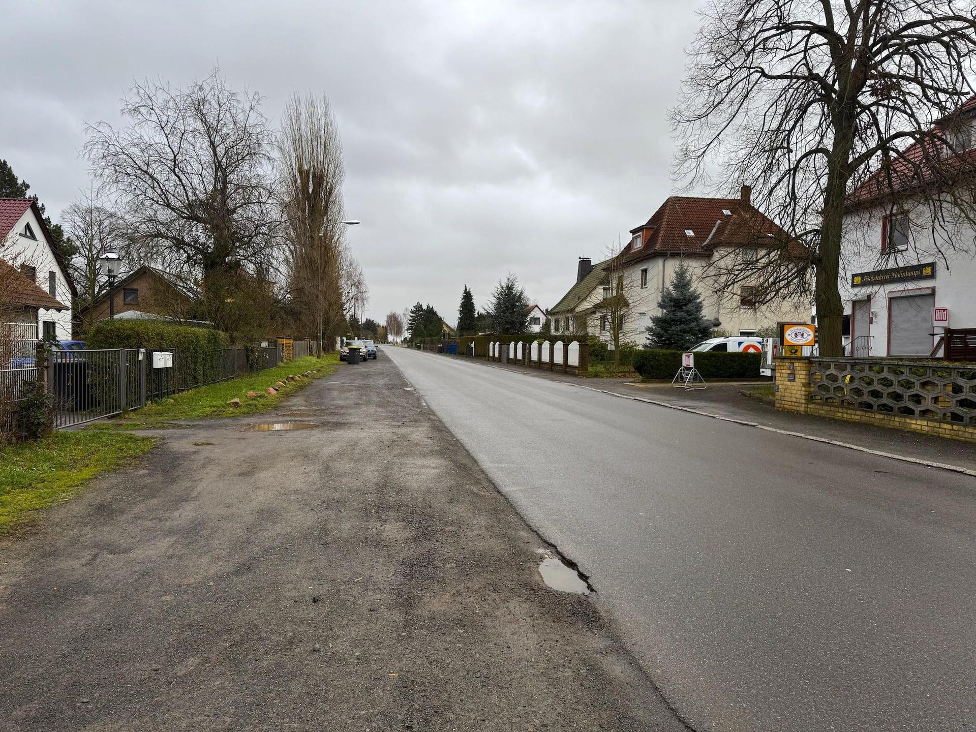 Auf der Kriekauer Straße soll ein neuer Geh- und Radweg entstehen. (Foto: Daniel Große)