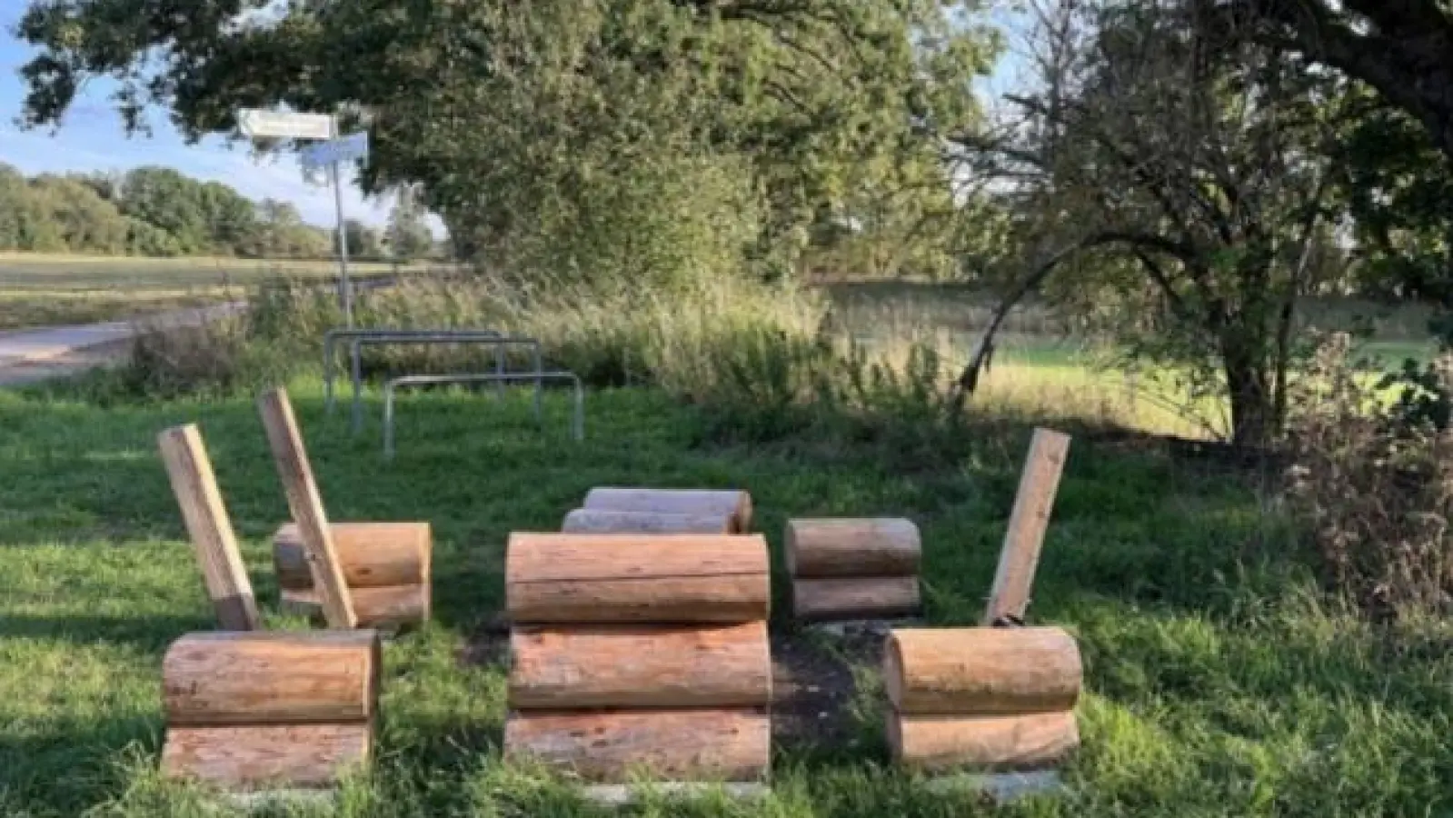 Zeugen gesucht: Vandalismus und Diebstahl am Mulderadweg (Foto: nordsachsen24.de)