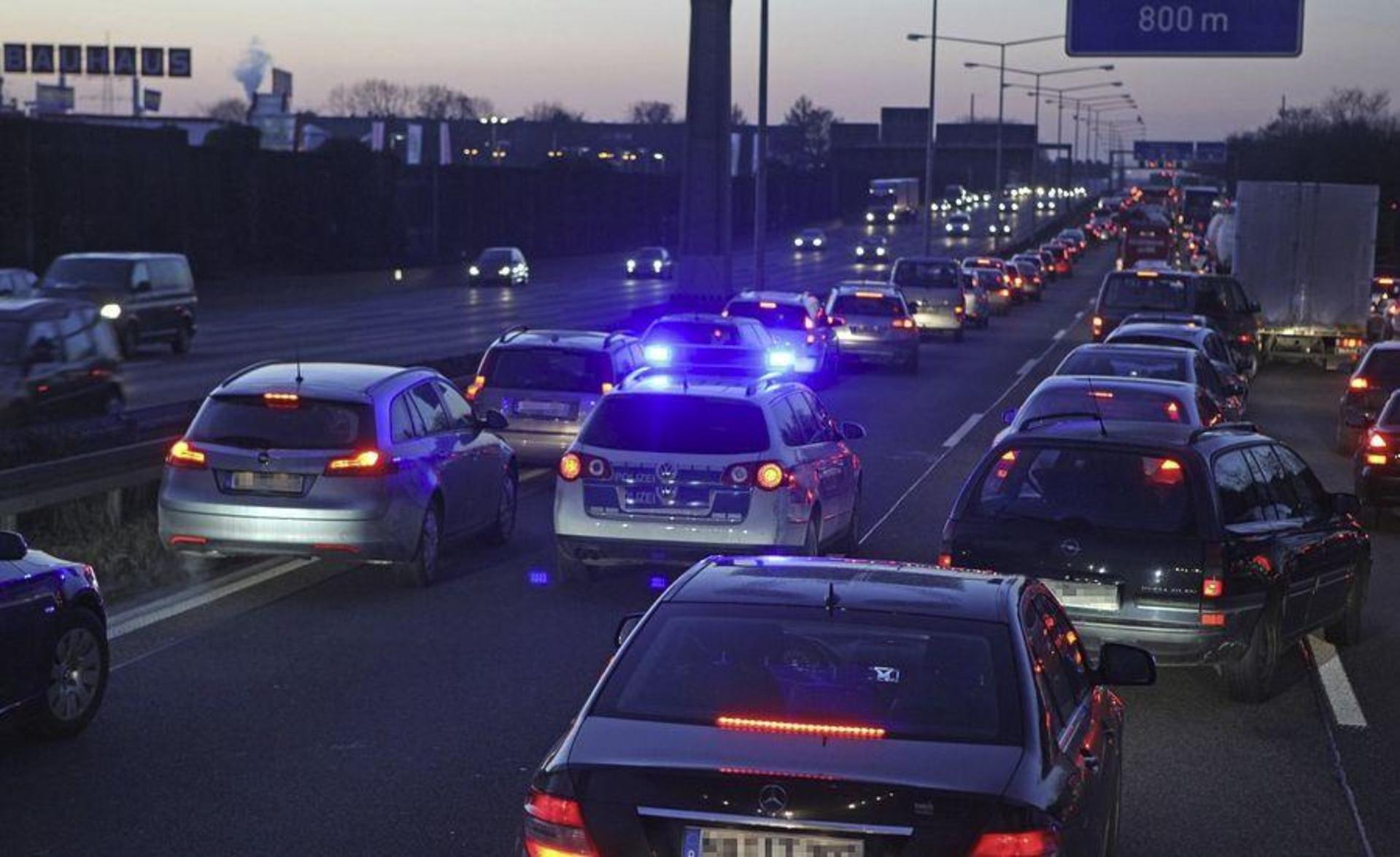 Stau auf der Autobahn (Symbolbild: Pixabay)