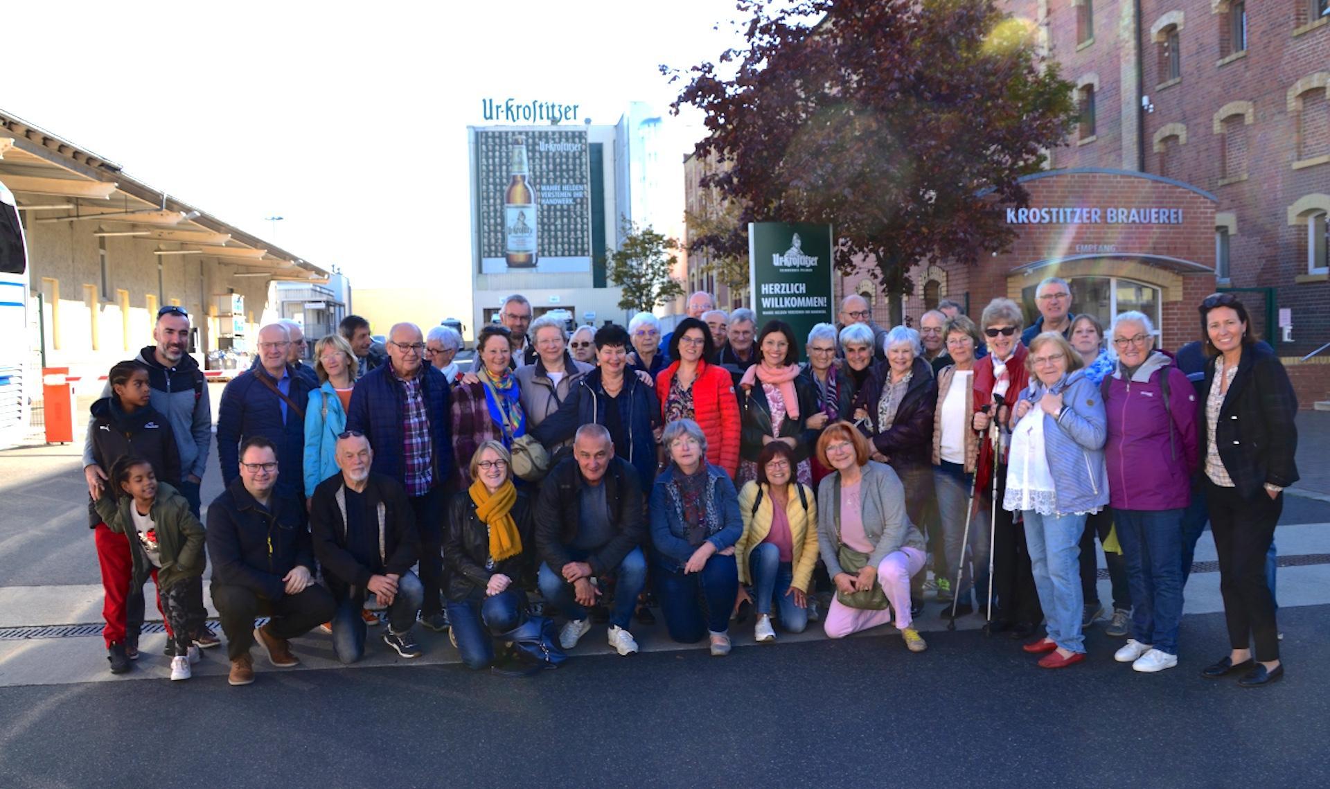 Erinnerung an ein früheres Treffen, als es zur Brauerei nach Krostitz ging. (Foto: Freundeskreis Taucha-Chadrac-Espaly e.V.)