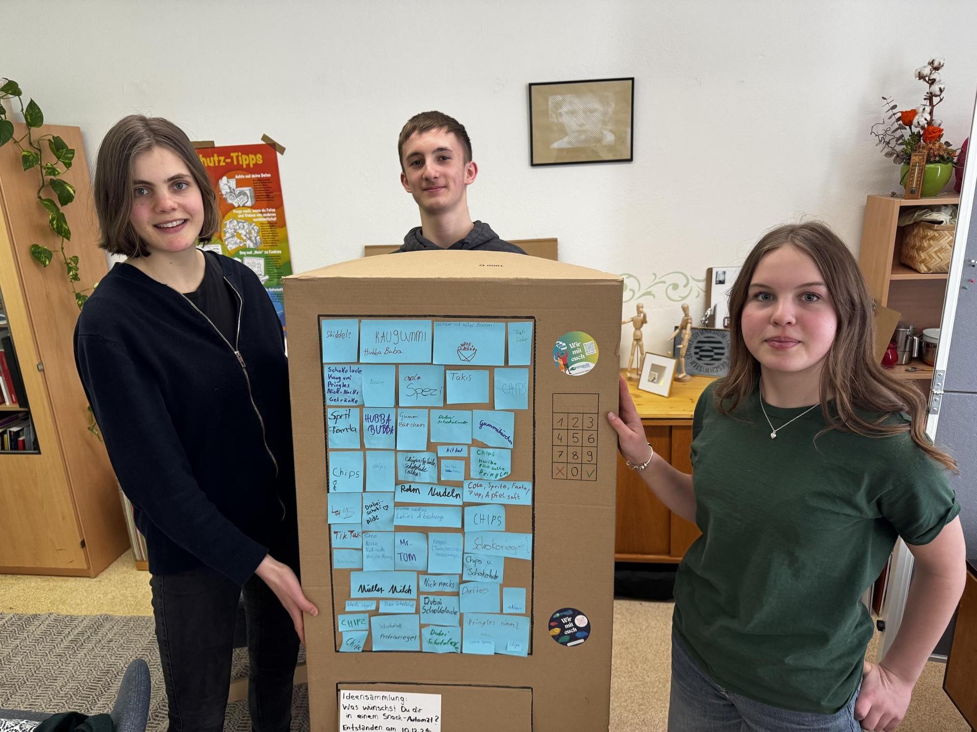 Die Schülerinnen und Schüler des Tauchaer Geschwister-Scholl-Gymnasiums befürworten einen Snack-Automaten für die Pausenversorgung. (Foto: Daniel Große)