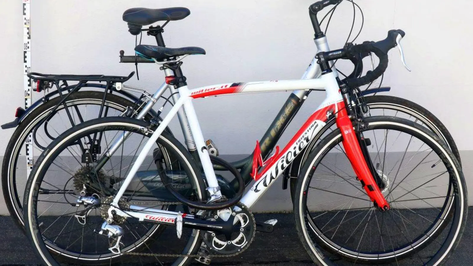 Wem gehören die Fahräder? (Foto: nordsachsen24.de)