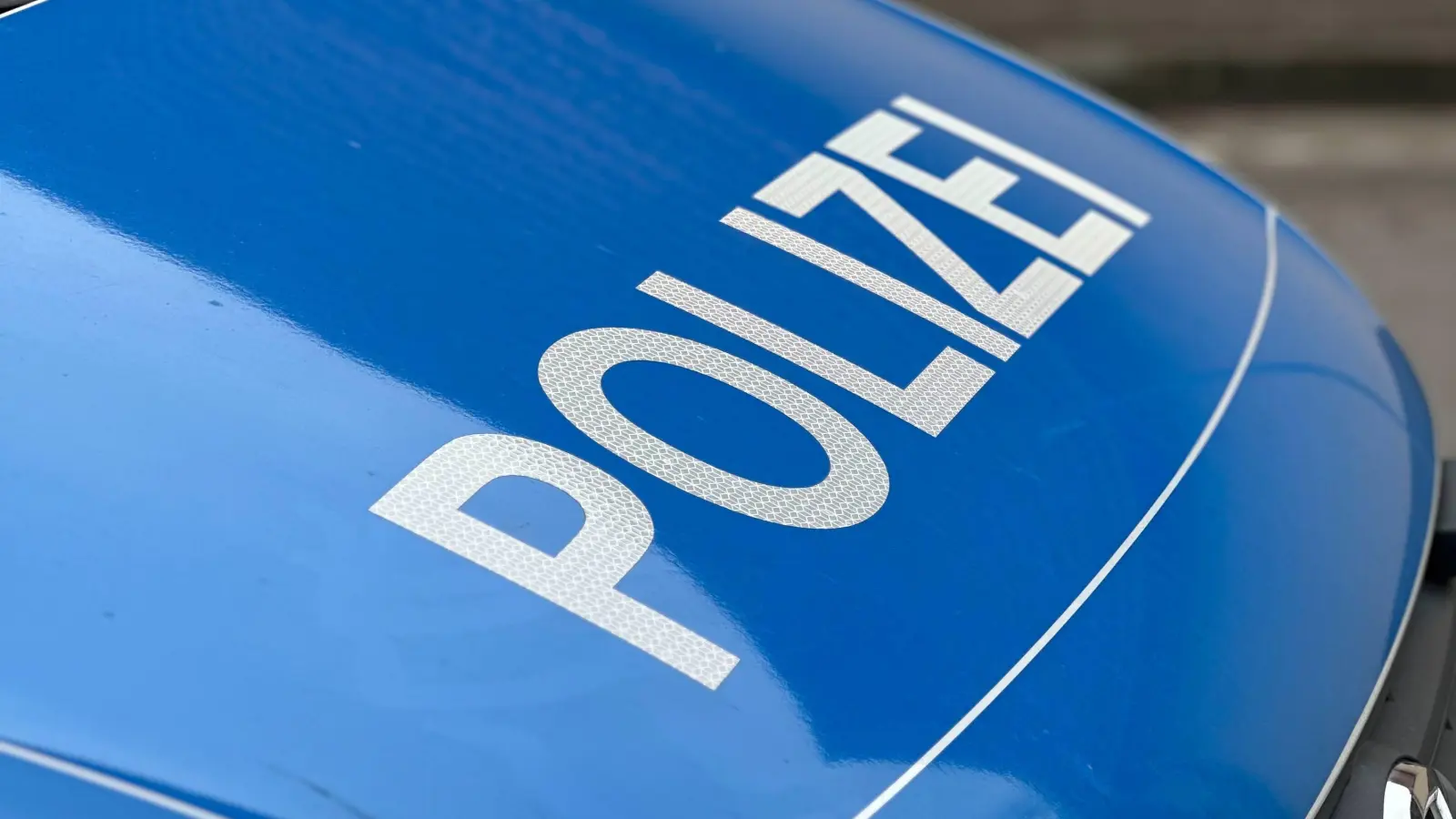 Einsatzwagen der Polizei (Foto: Florian Oehme)