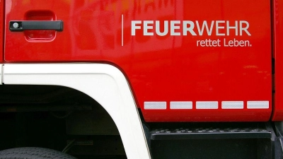 Feuerwehrmänner bei Brand verletzt sowie Zeugenaufruf nach Unfallflucht (Foto: nordsachsen24.de)