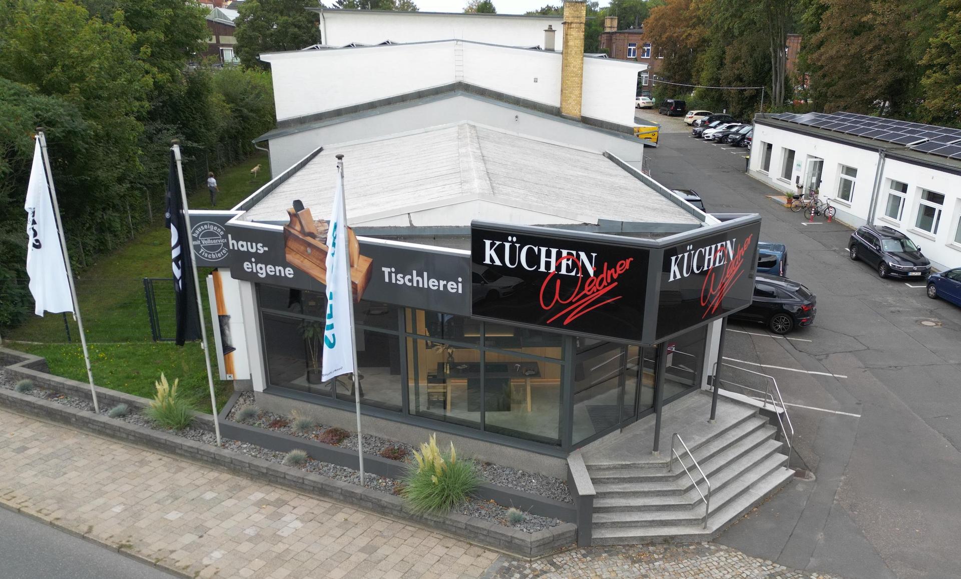 Das Netzwerktreffen findet bei Küchen Weidner statt. (Foto: Daniel Große)