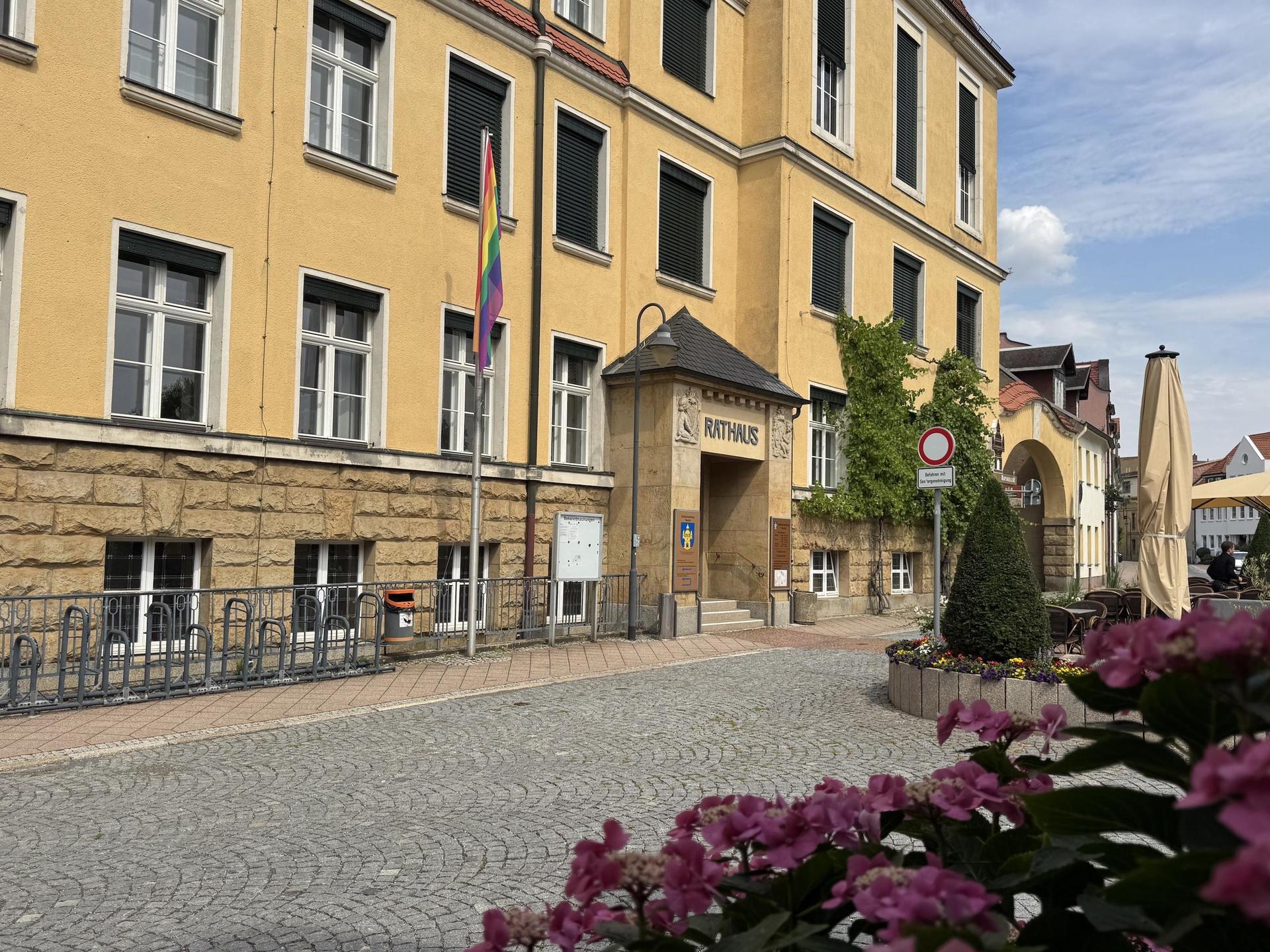 Im Tauchaer Rathaus stehen strukturelle und personelle Veränderungen an. (Foto: Daniel Große)