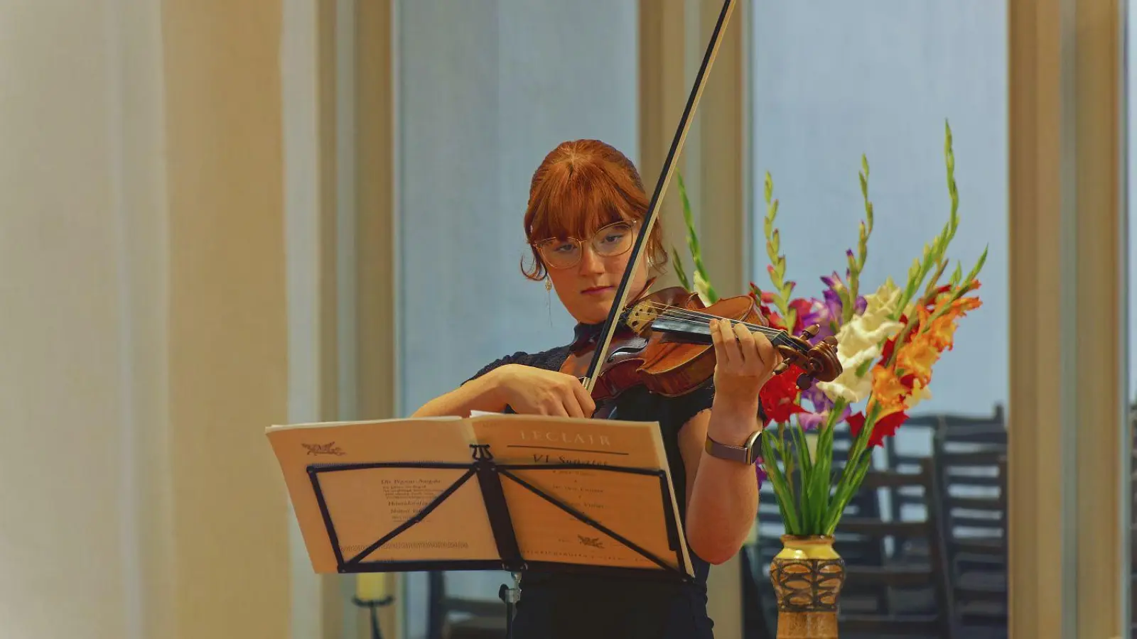 Solistin Tabea Heinze bei der Kunstwoche Eilenburg 2023 (Foto: Tourismus- und Gewerbeverein Eilenburg e. V.)