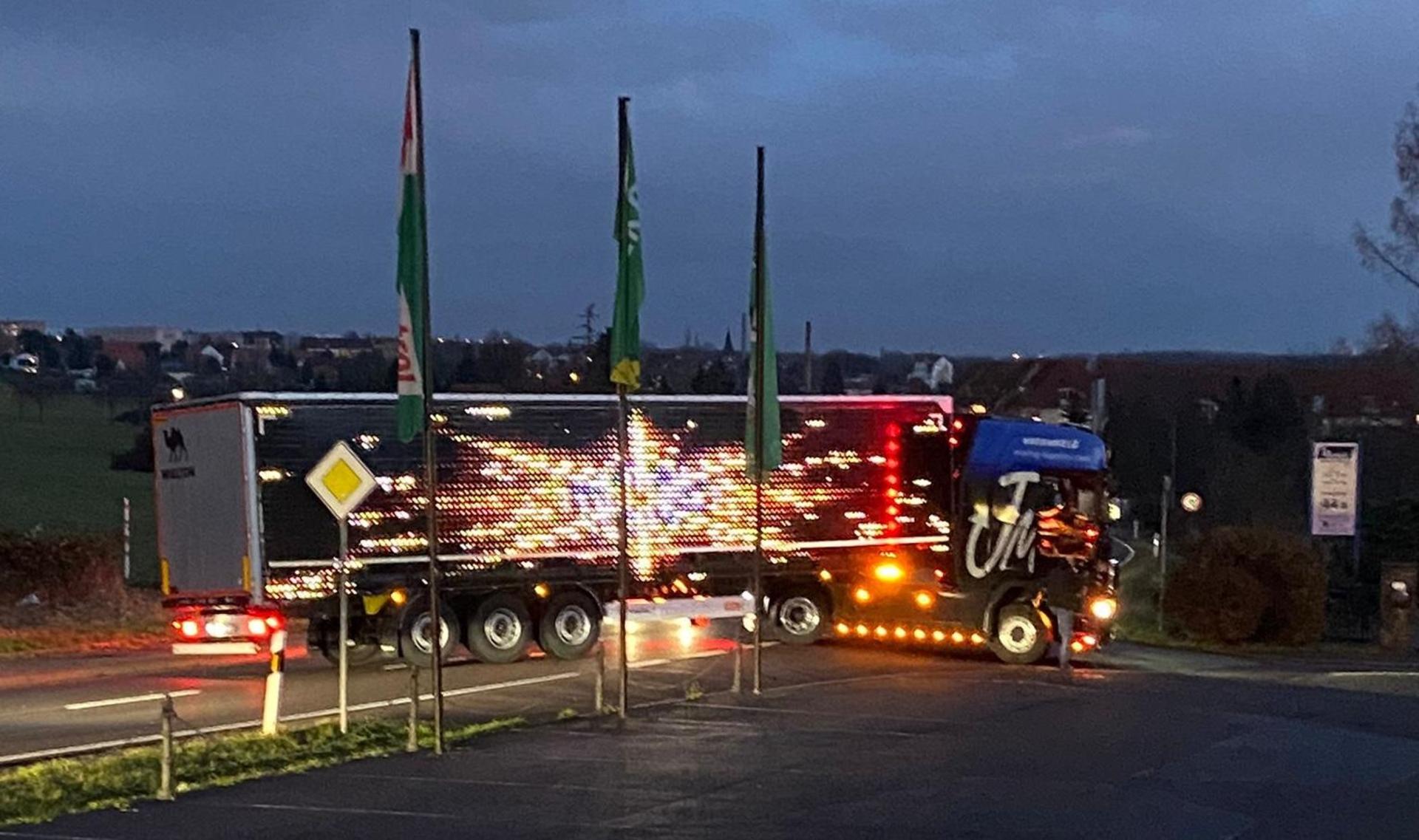 Der Christmas-Truck von Janina Martig kommt nach Schkeuditz. (Foto: privat)